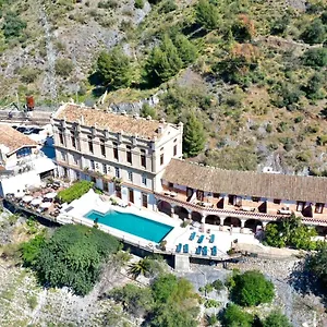 Hotel Complejo Turistico La Garganta ***